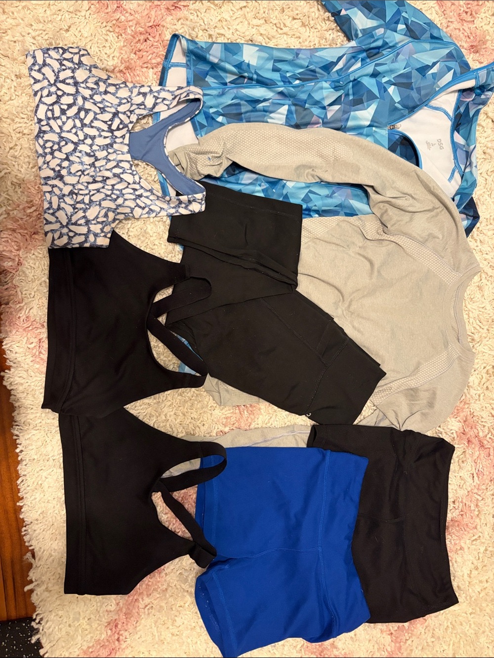DSG GIRLS CLOTHES BUNDLE